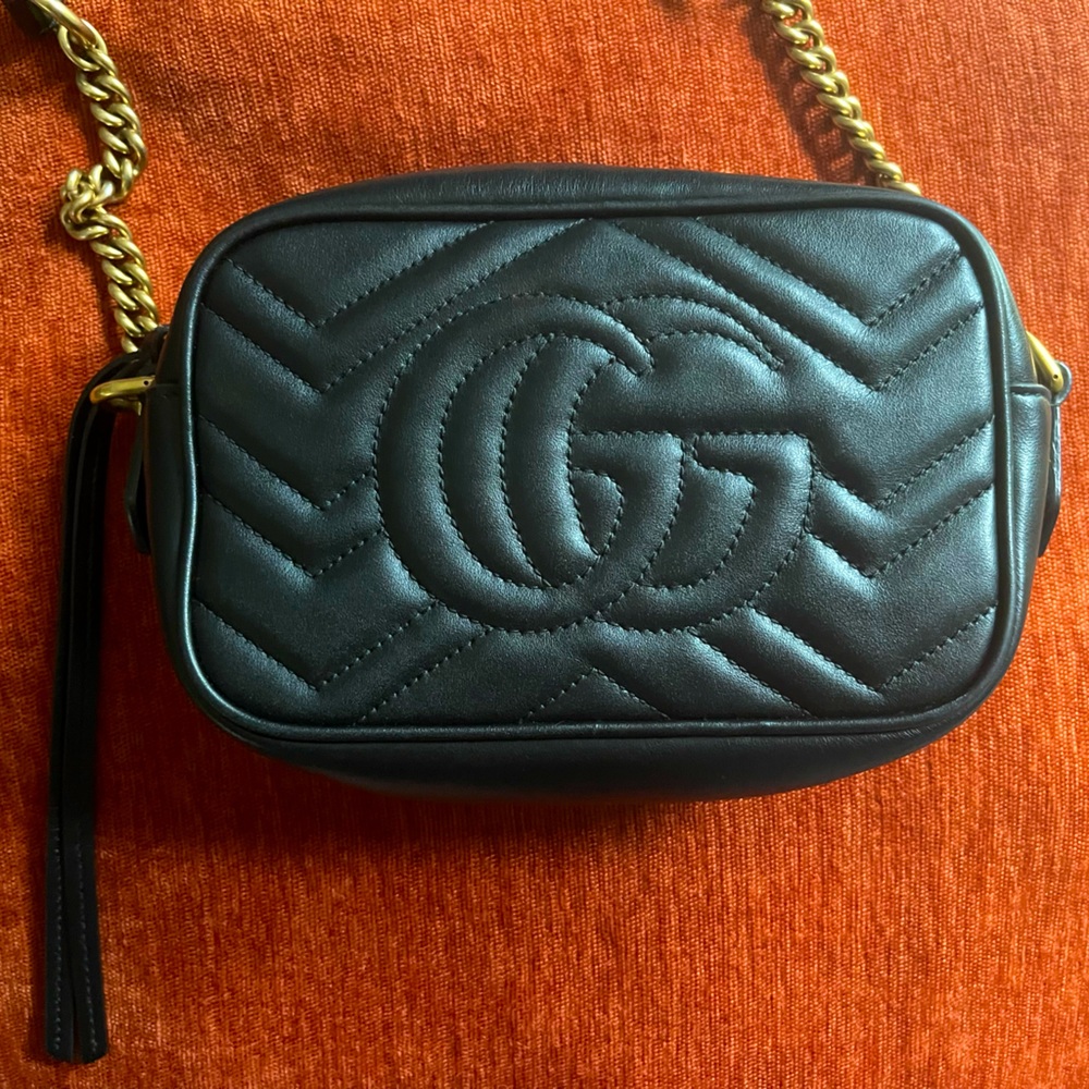 Luxurious!! Classy!!  Gucci Marmont small shoulder bag